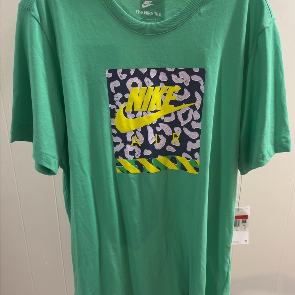Nike Green Graphic Men's T-Shirt